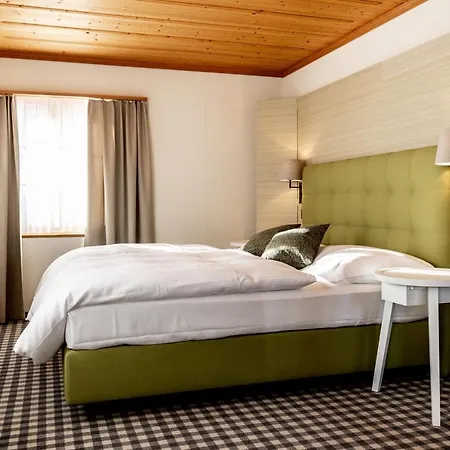 7132 Glenner Hotel